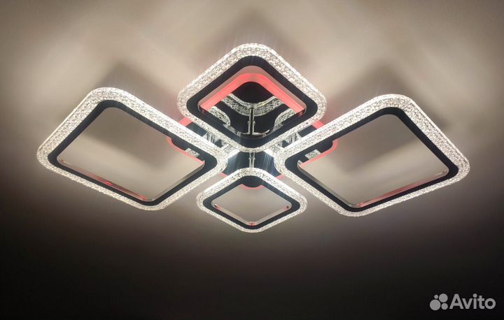 Люстра потолочная светодиодная с пультом