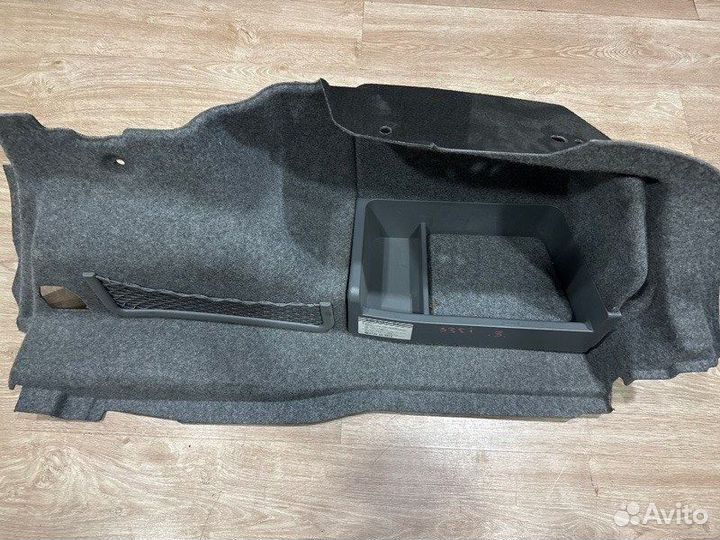 Обшивка багажника правая Bmw 335I E92 N54B30 2006