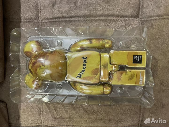 Bearbrick Van Gogn Museum Amsterdam