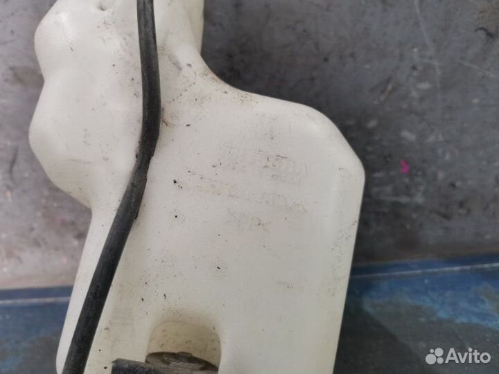 Бачок омывателя Honda Civic 8 4D FD