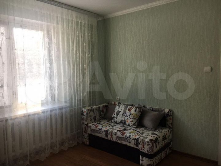 2-к. квартира, 40 м², 1/5 эт.