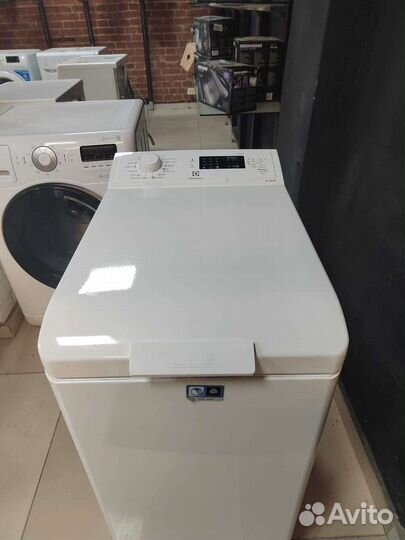 Стиральная машина с вертикальной загрузкой