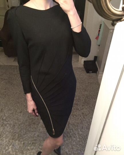 Шикарное платье Versace оригинал новое