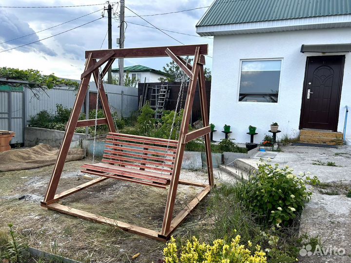Качели садовые деревянные