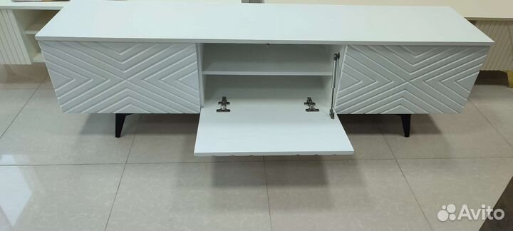 Тумба под тв