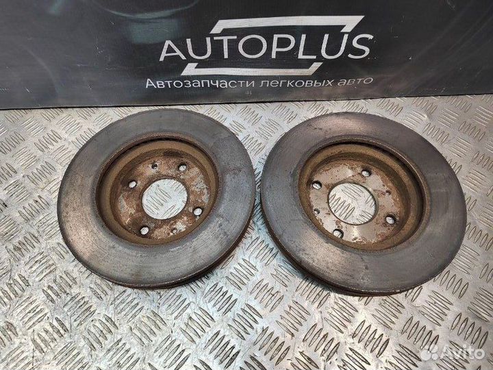 Тормозной диск Mitsubishi Lancer IX универсал 4G18