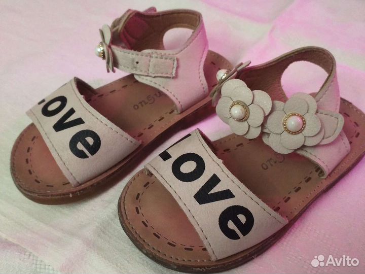 Босоножки для девочки
