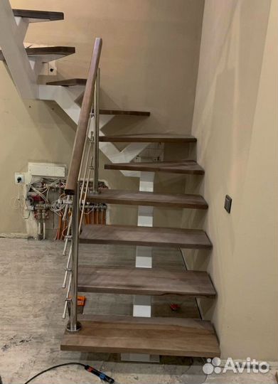 Металлокаркас для лестницы 