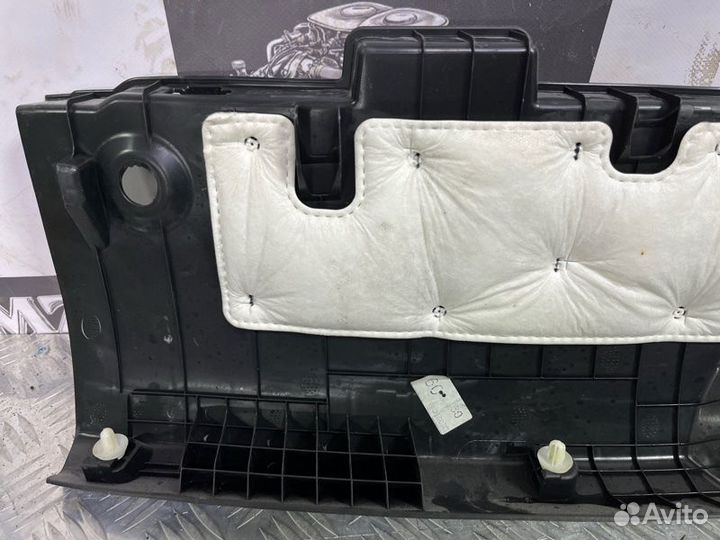 Накладка замка багажника Kia K5 DL3 2021
