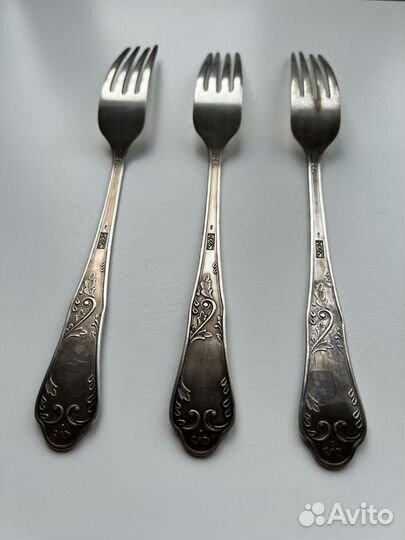 Серебряные столовые вилки