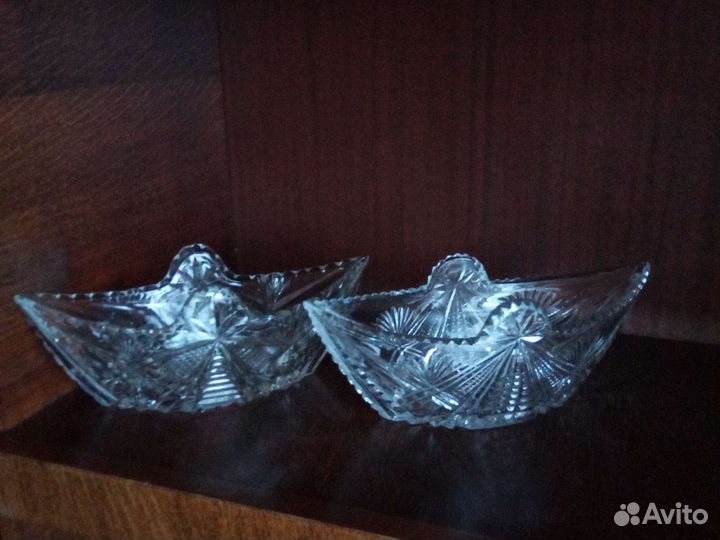 Хрустальная ваза