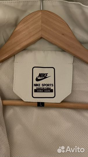 Ветровка мужская nike