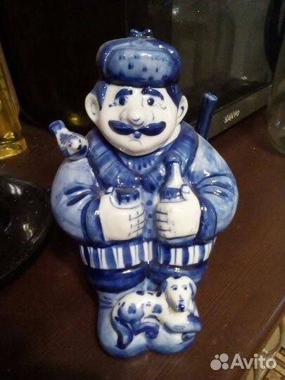 Штоф графин Охотник Гжель