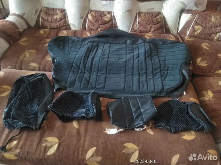 Чехлы на сиденья и подголовники