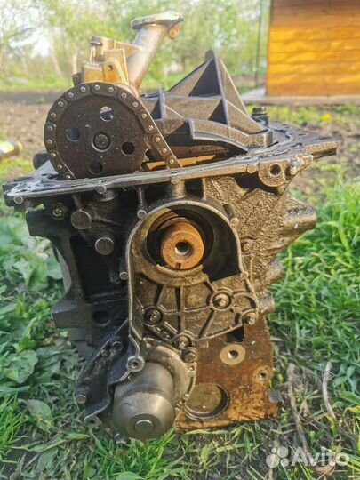 Блок двс F4p 774 1.8