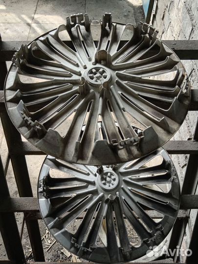 Колпаки на колеса