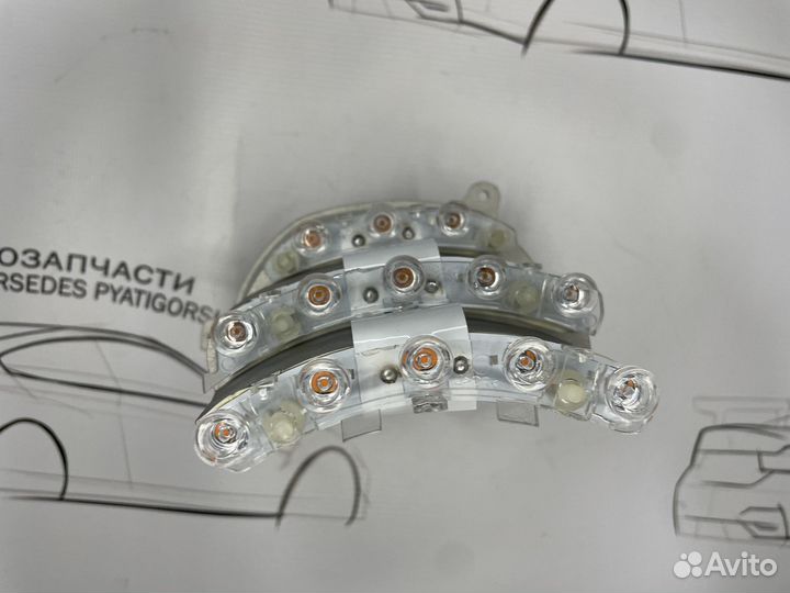 Левый поворотник фары BMW E90 новый бмв Е90