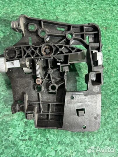 Ручка двери Citroen Berlingo 2 2011