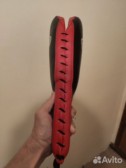 Лапа - ракетка для тхэквондо черно-красная