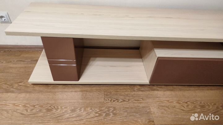 Тумба под тв