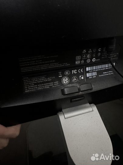 Монитор для компьютера Dell