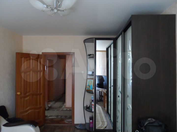 3-к. квартира, 65 м², 1/2 эт.