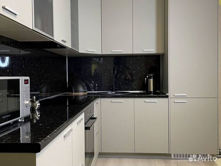 Современный кухонный гарнитур под ключ