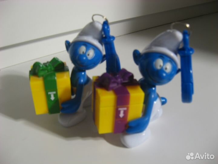 Фигурка смурфика