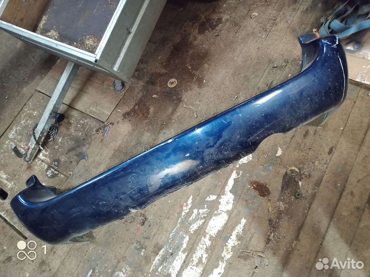 Бампер задний 4 на крайслер вояджер