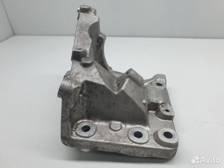 Кронштейн двигателя Porsche Panamera 970 4.8 2013