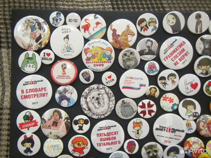 Коллекция значков 296 штук