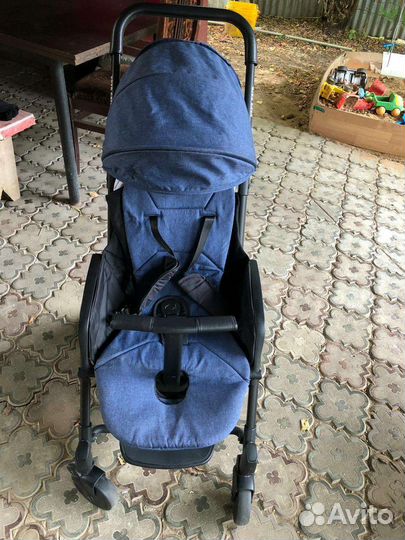 Прогулочная коляска yoya care