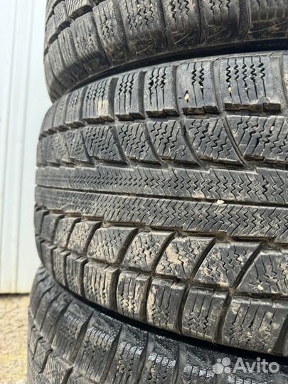 Triangle TR777 235/65 R17 100T