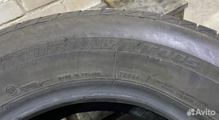 Bridgestone Turanza T005 215/65 R16