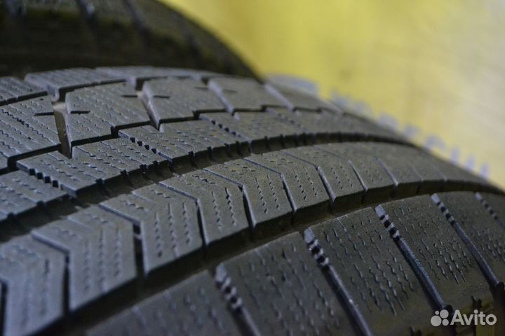 Bridgestone Blizzak VRX 205/60 R16