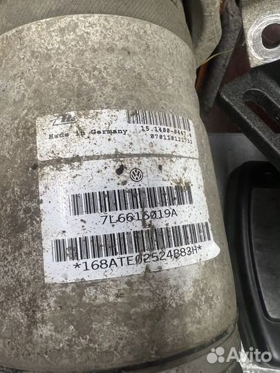 Пневмостойка туарег/touareg зад. лев. 7L6616019A