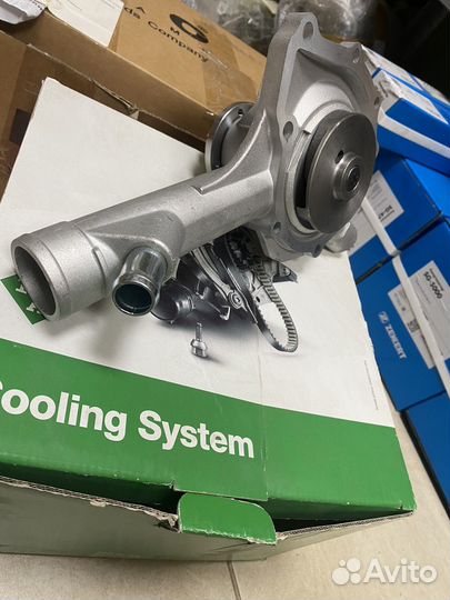 Помпа для Mercedes W124/W170/W208/W202/W210