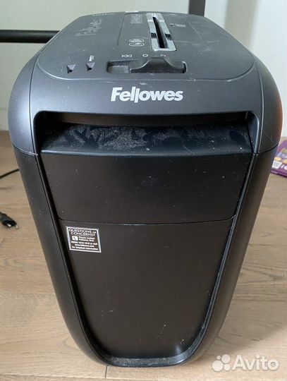 Шредер fellowes 60cs 46061. Уничтожитель бумаг