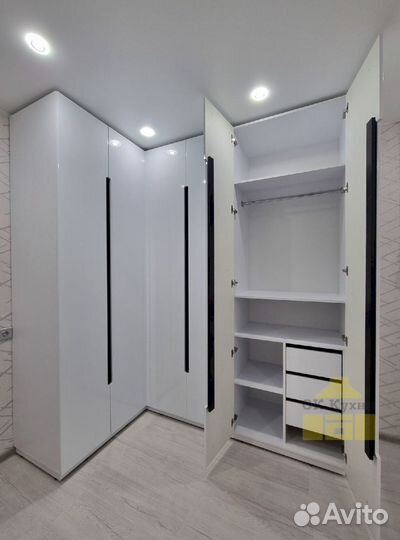 Шкаф стенка