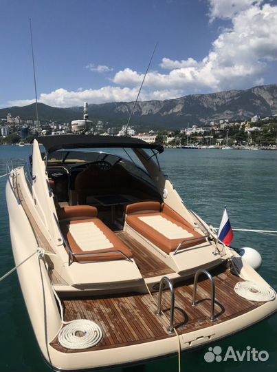 Прогулки на яхте Sanseeker Super Hawk43