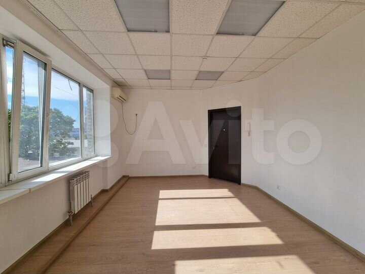 Офис с водой, Чехова/ М.Горького, 19.6 м²