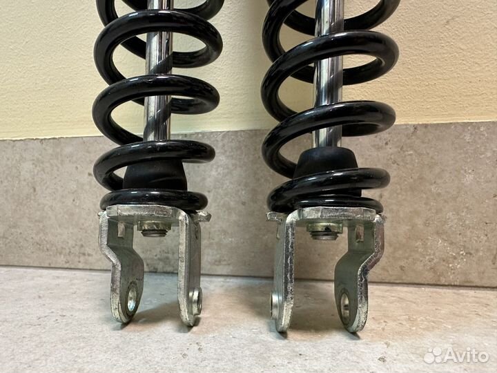 Задние амортизаторы новые Honda PCX