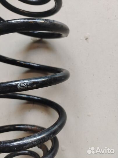 Пружина задняя Опель Astra H 5 дверей Б / У