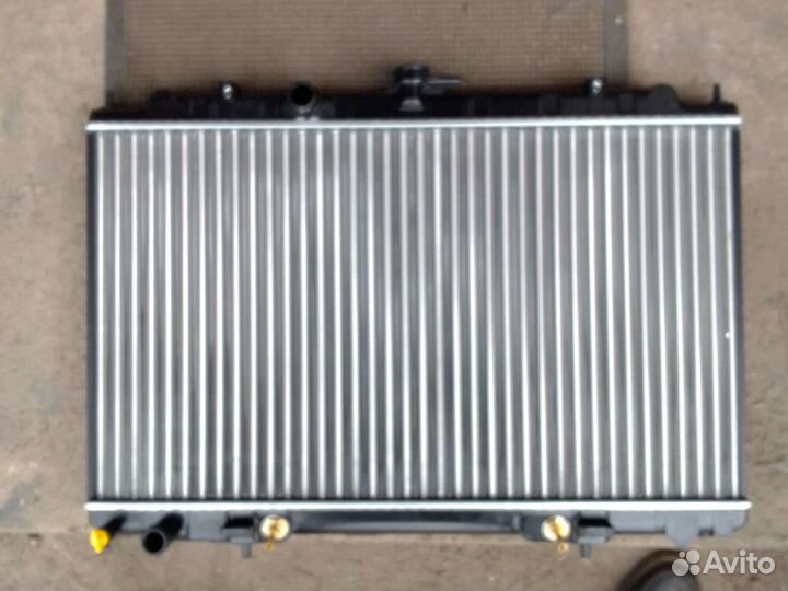 Ниссан Авенир, Вингроуд Радиатор охлаждения