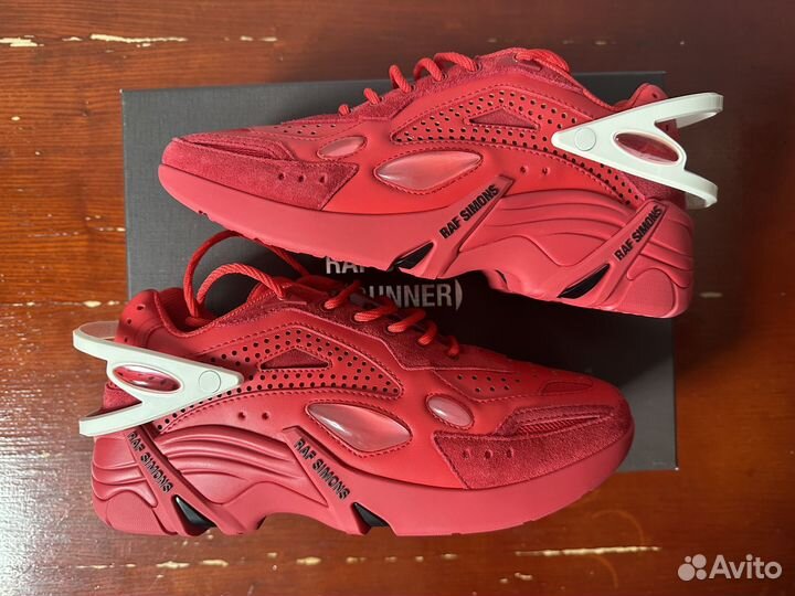 Raf Simons Cylon-21 Red - 40EU