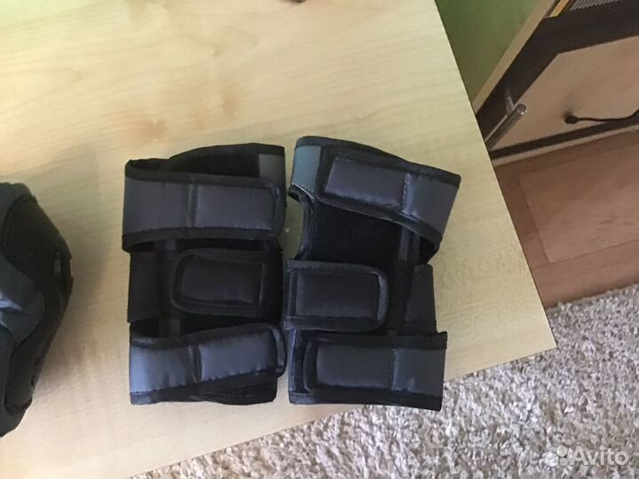 Защита для роликов и скейуборда