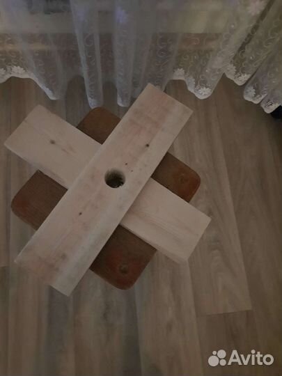Крестовина для елки