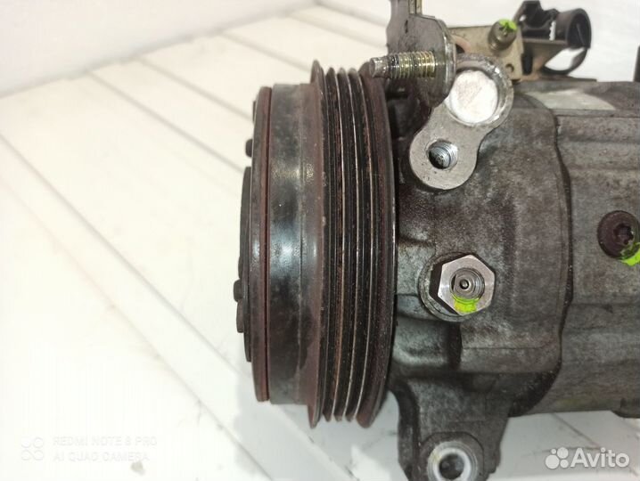 Компрессор кондиционера Subaru Forester sg5