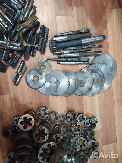 Метчики и плашки СССР