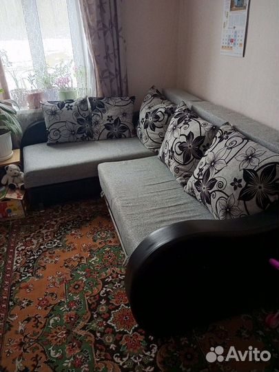 Угловой диван